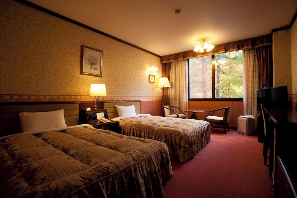 Standard Twin Room (Non-smoking) photo 2
