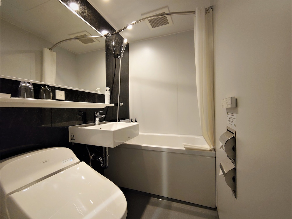 Premium Single Room, 1 Double Bed, Non Smoking (with Sofa) - Photo 15