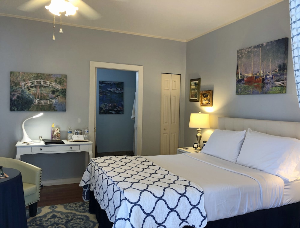 Monet Room