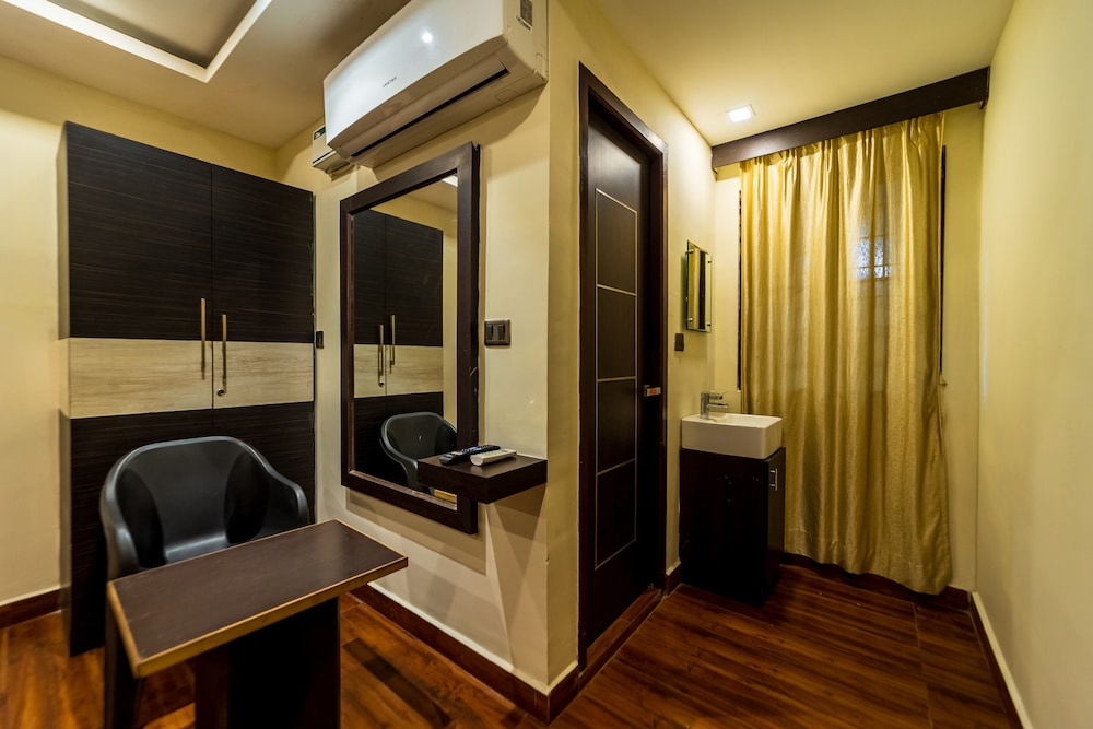 Executive Room photo 2