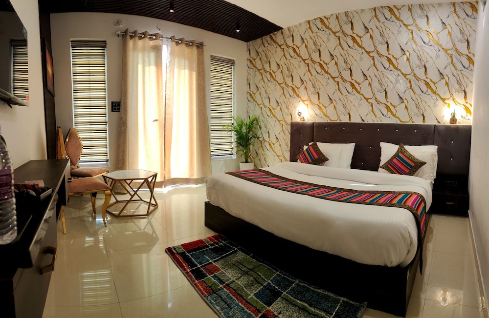 Deluxe Room, Garden View