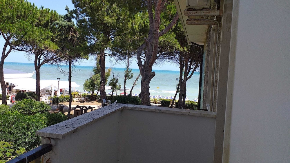 Zimmer im B&B - Vierbettzimmer für einen rundum erholsamen Urlaub, Foto 4