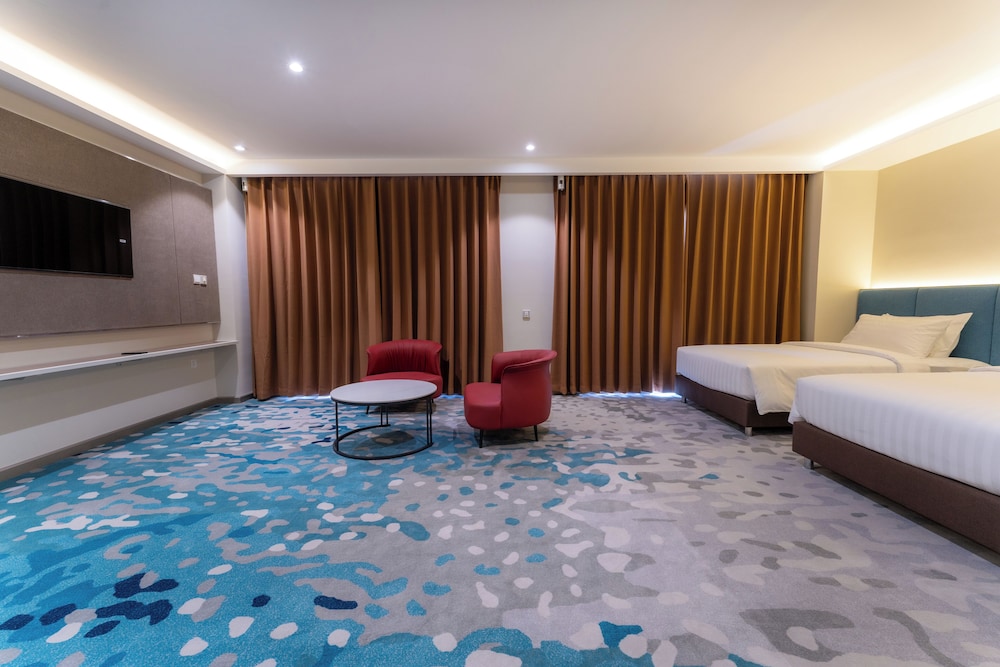 Junior Studio Suite, 2 Twin Beds, Non Smoking, City View