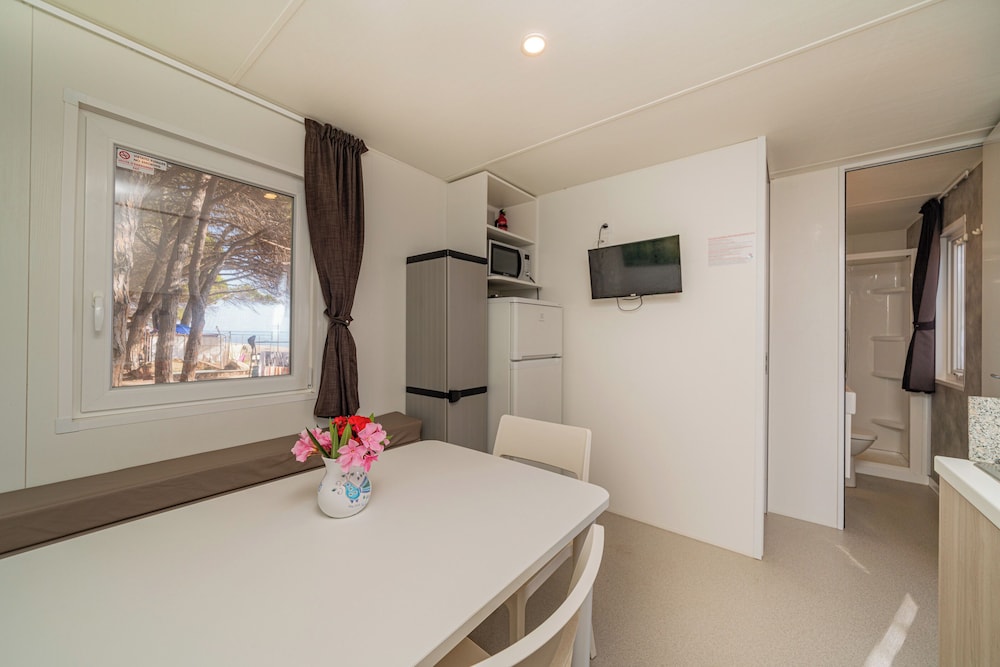 Comfort Mobile Home, Sea View photo 2