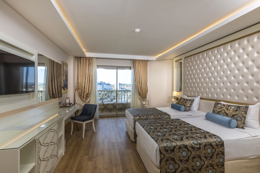 Standard Room, Garden View