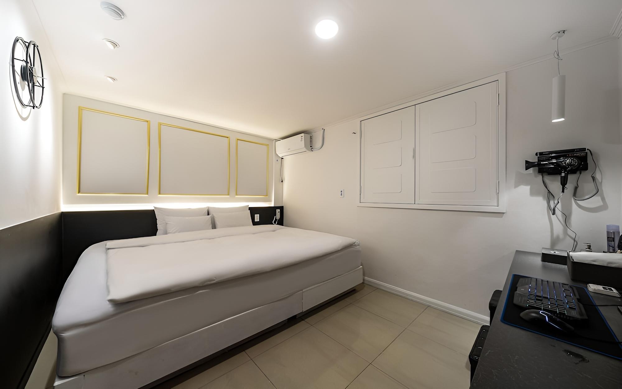 Room (Honey Sleep Big Bed (5% discount for )