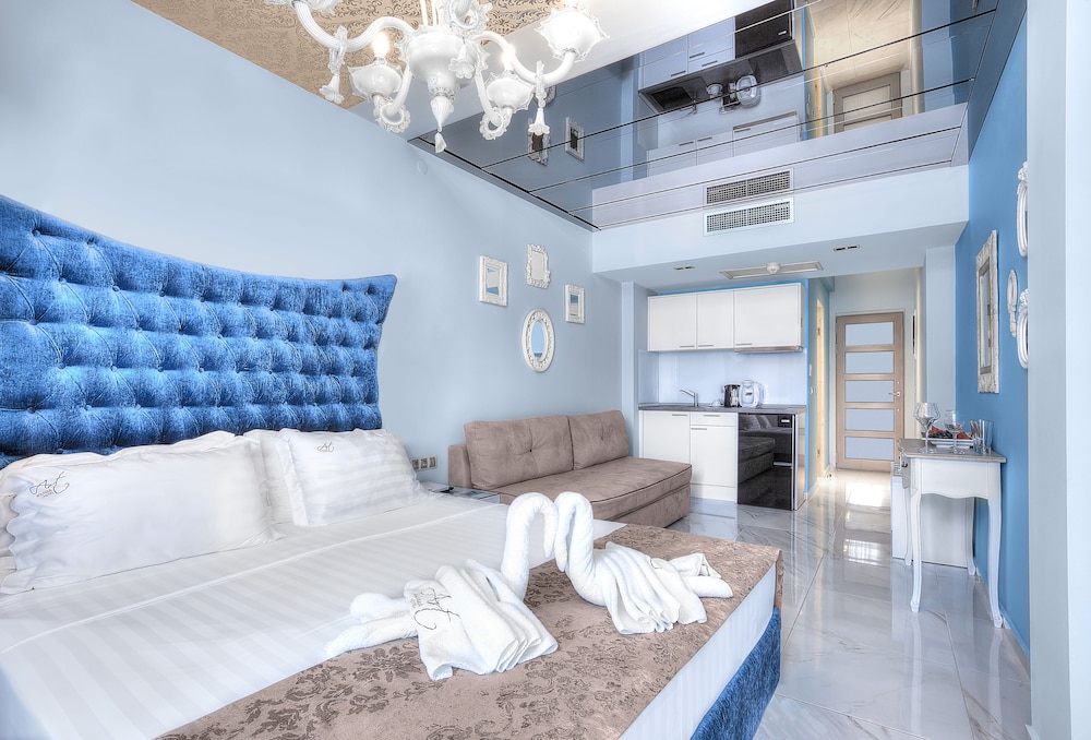 Two Bedroom Suite photo 3
