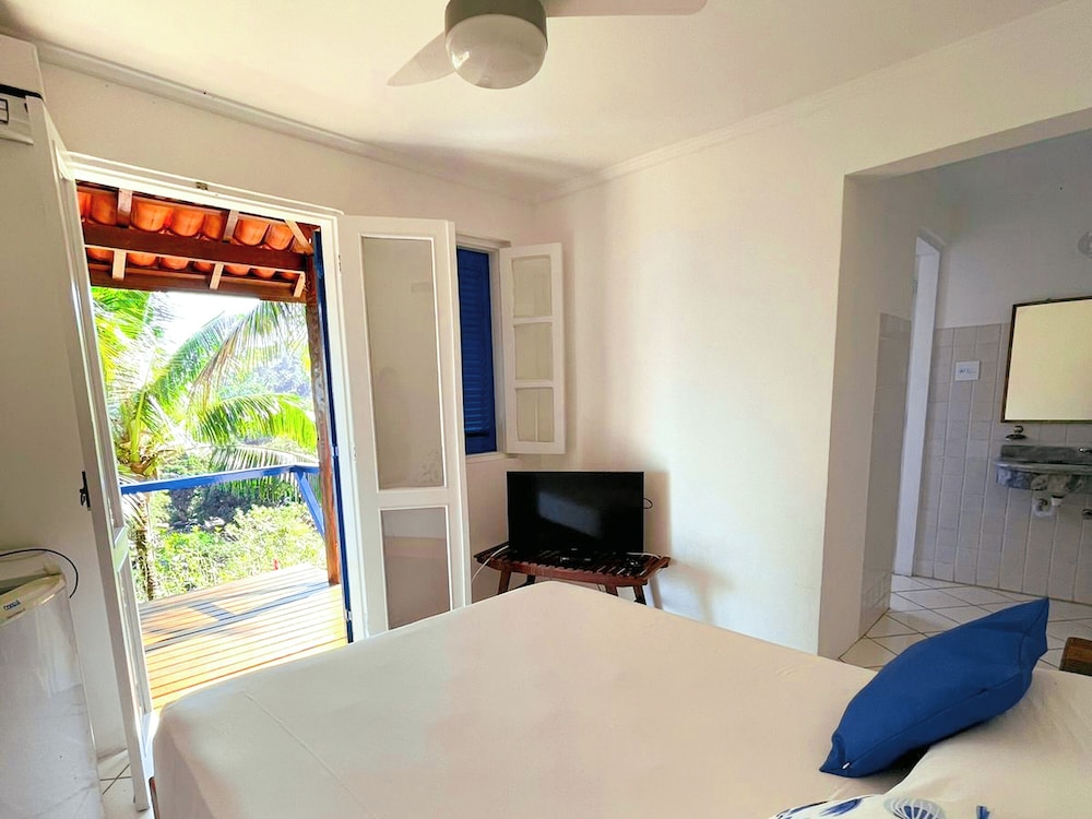 Deluxe Room - Photo 5