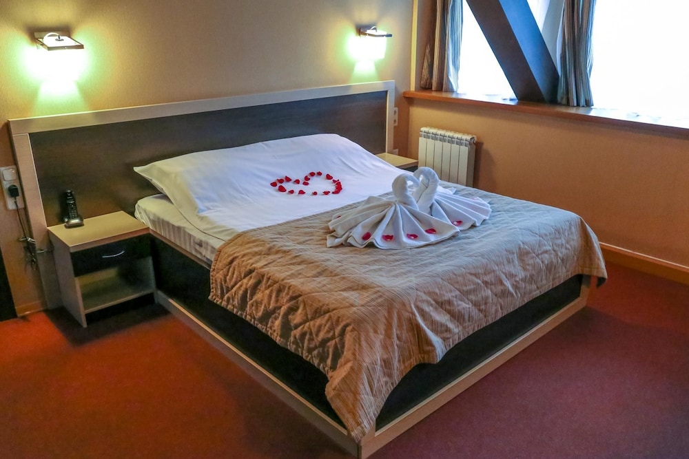 Standard Double Room photo 3
