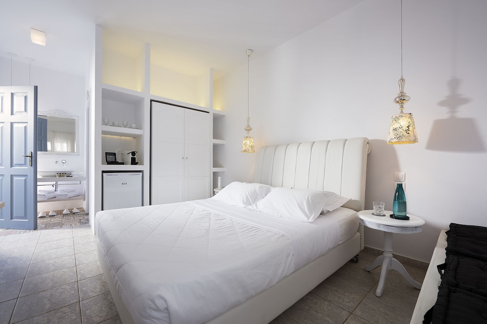 Double Room, Balcony, Sea View photo 3