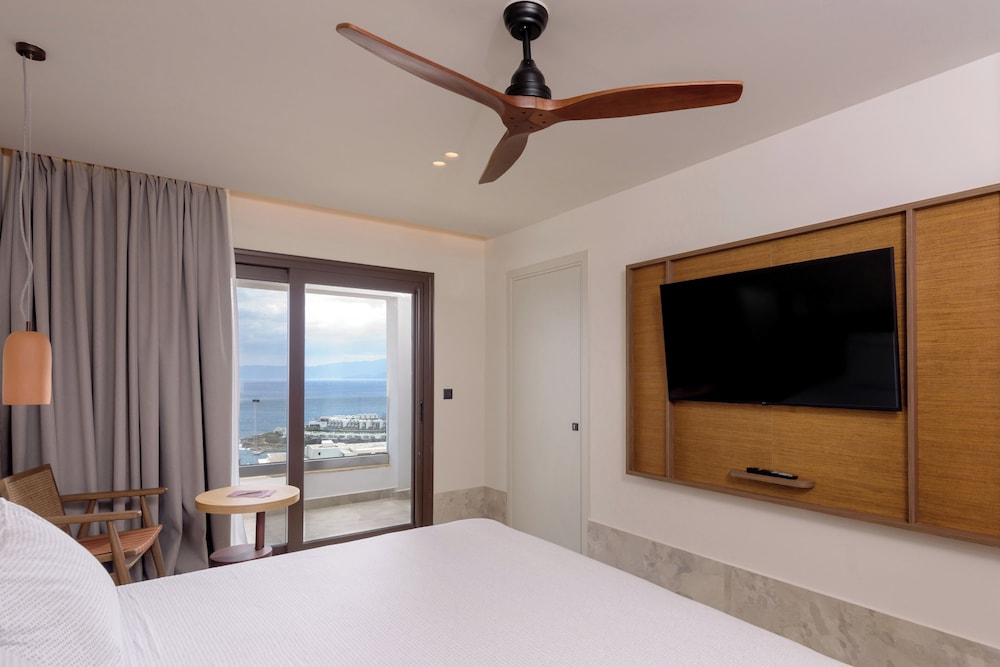 Innside Room Sea View - Photo 21