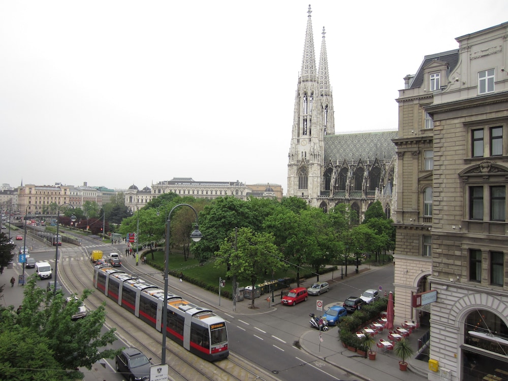 Superior Double Room, Balcony photo 3