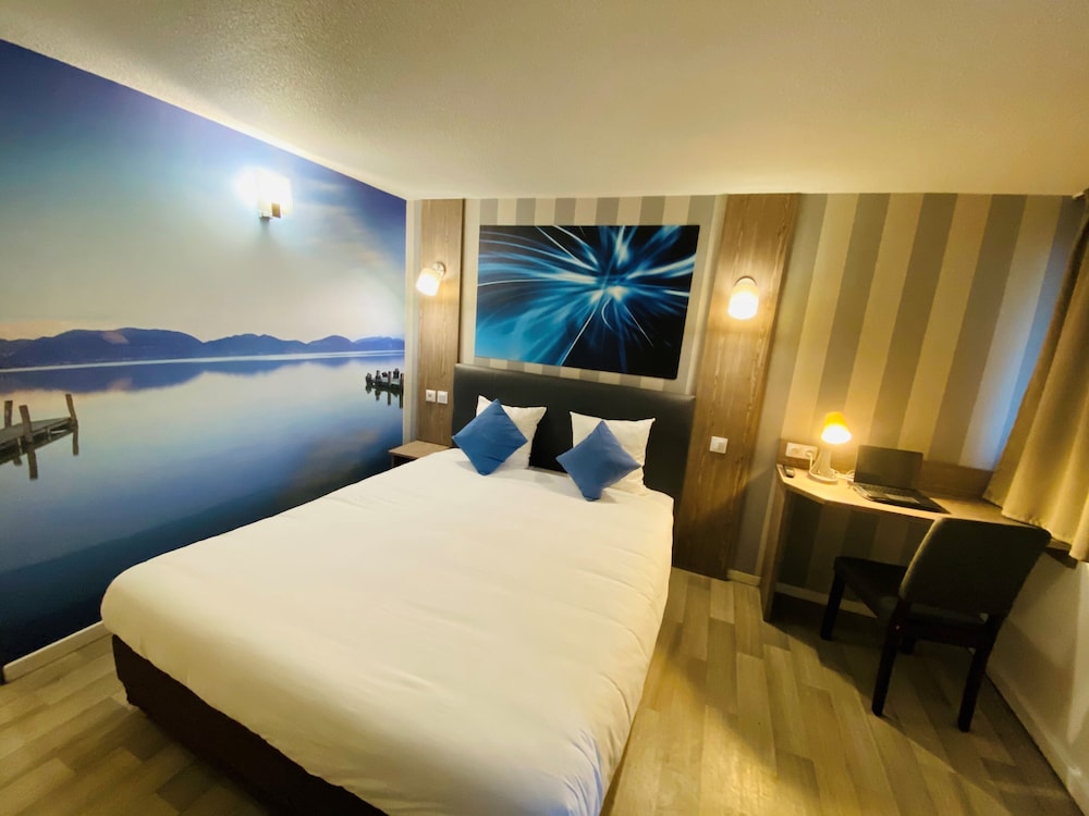 Superior Double Room - Photo 9
