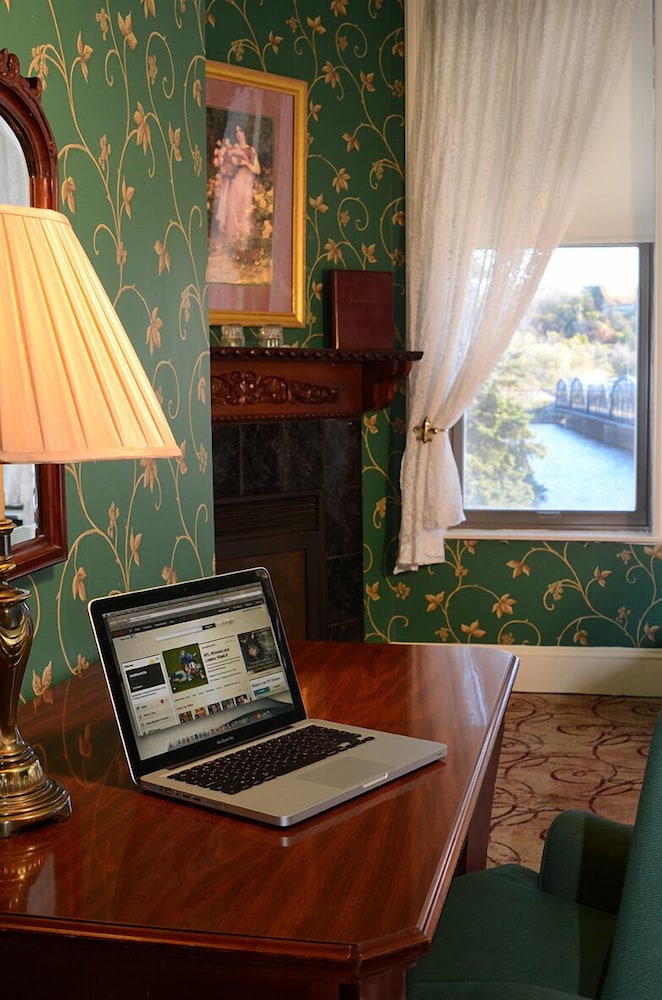 Vault Suite photo 2