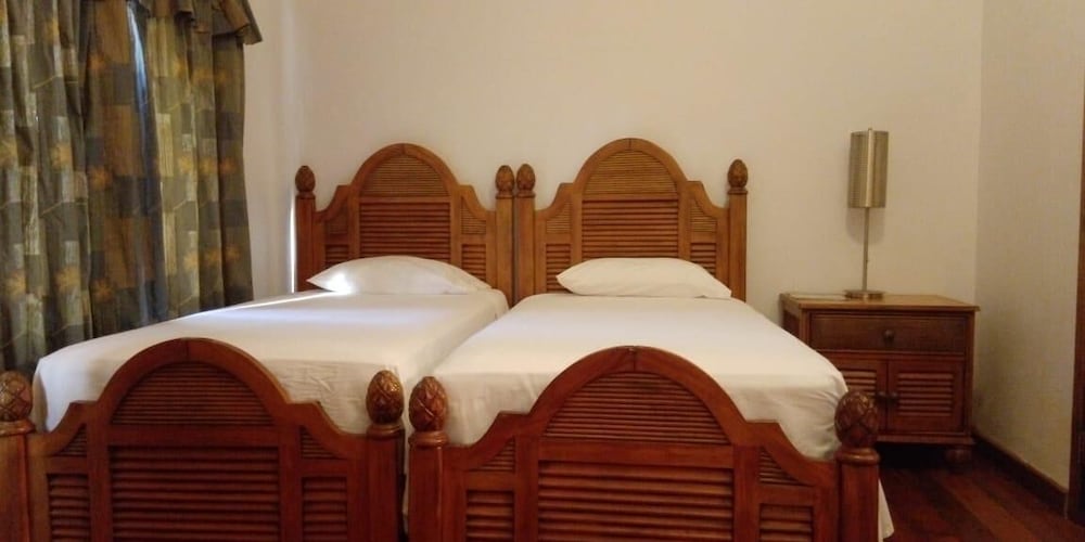 Basic Cabin, 2 Twin Beds, Ocean View, Beachfront photo 3