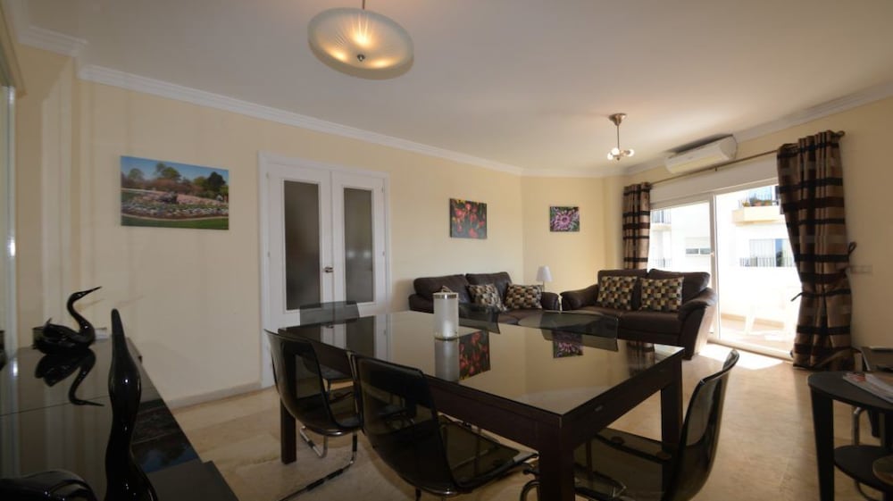 Apartamento, 2 habitaciones, 2 baños, vista al océano