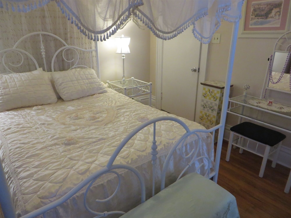 Hollywood Suite photo 1
