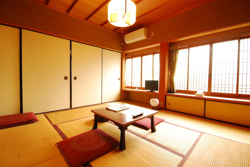 Japanese Style Standard Twin Room, 2 People, Non-Smoking photo 3