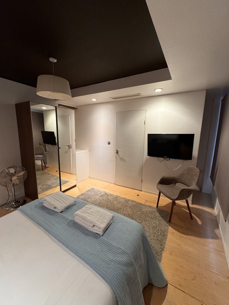 Deluxe Studio, Private Bathroom (Stark Studio) photo 2
