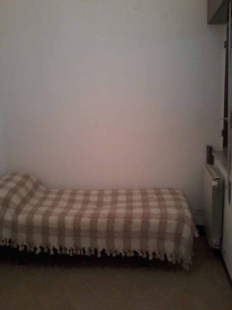 Twin Room, Shared Bathroom photo 2