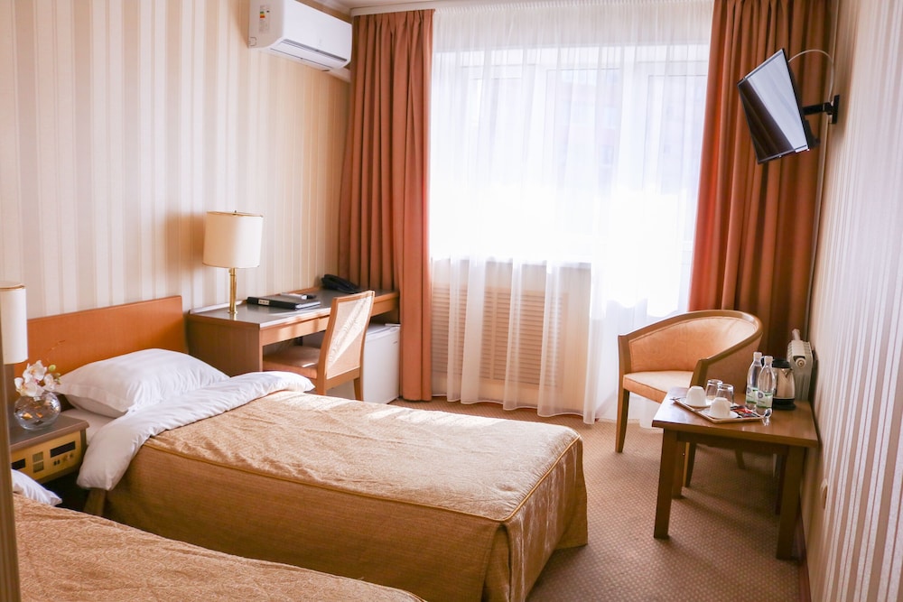 Superior Double or Twin Room photo 3