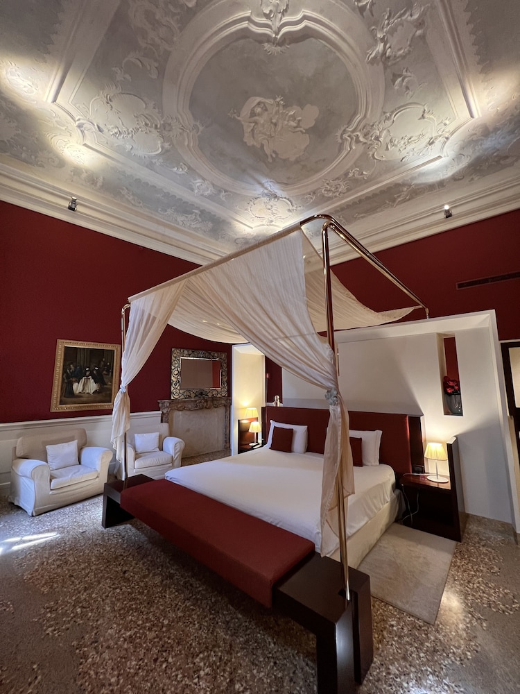 Junior Suite (Panoramic) photo 1
