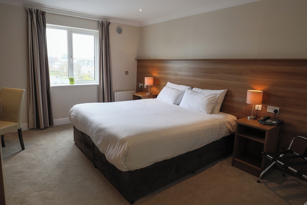 Double Room, 1 King Bed, River View - Photo 2