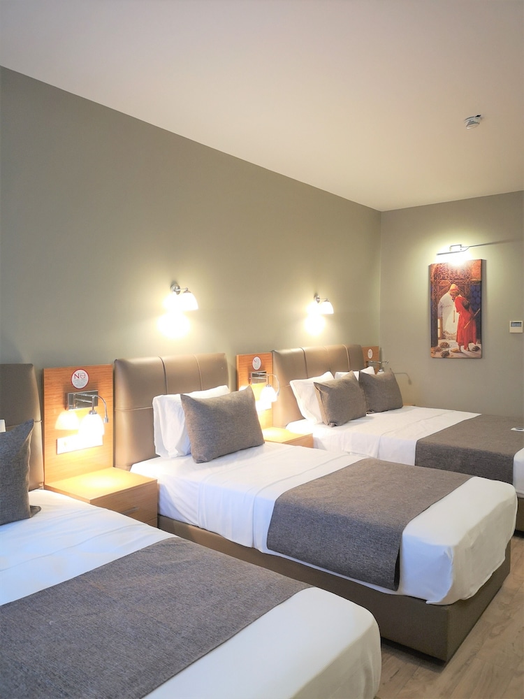 Quadruple Room photo 2
