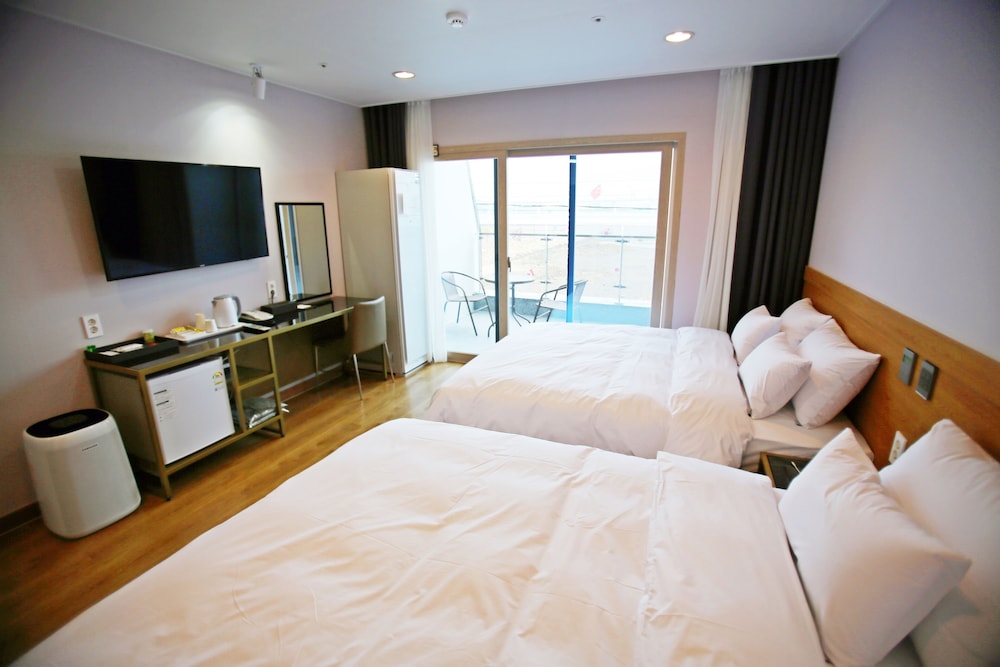 Family Twin Room, Sea View - Photo 6