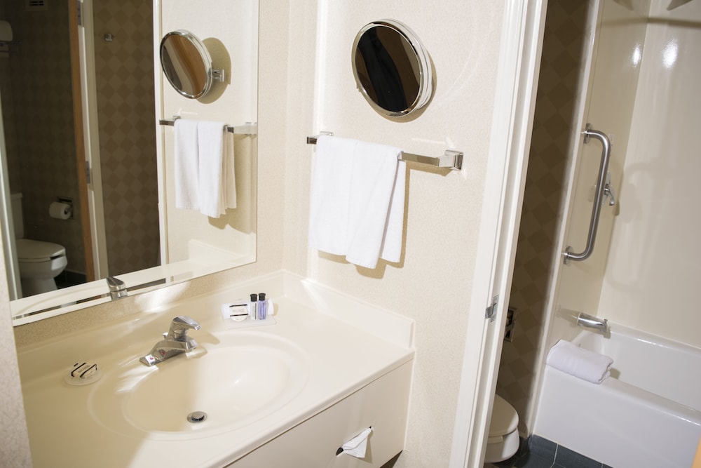 Standard Room - Photo 11