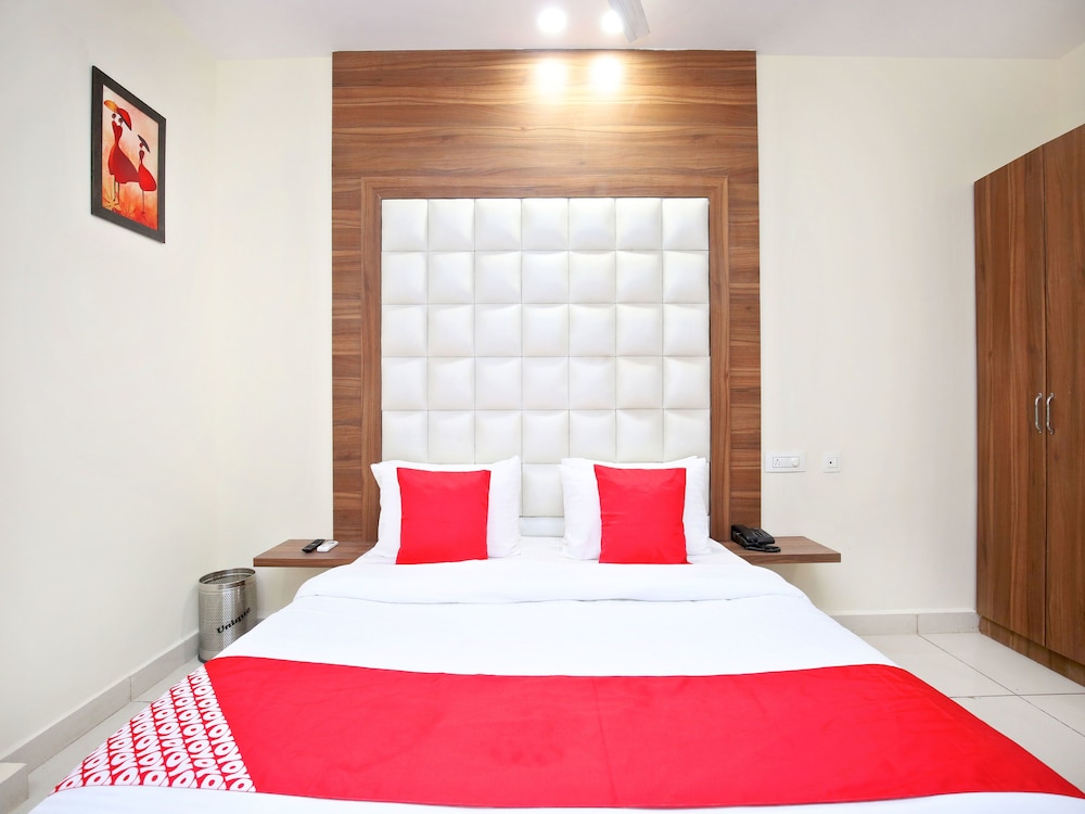 Double Room, 1 King Bed photo 3
