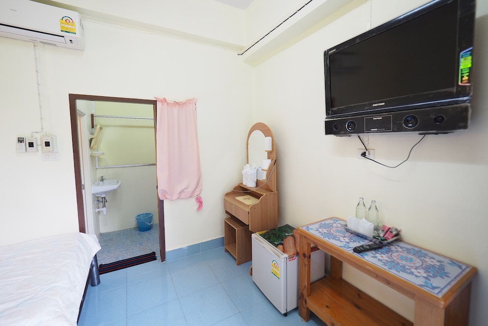 Standard Room photo 3