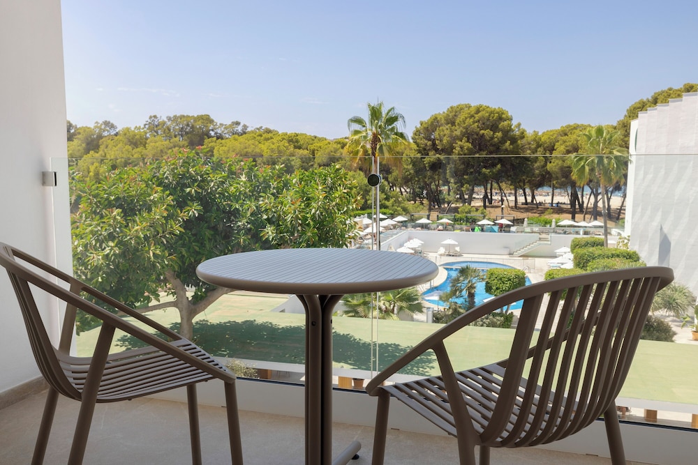 Double Room, Balcony (Partial Beach View)