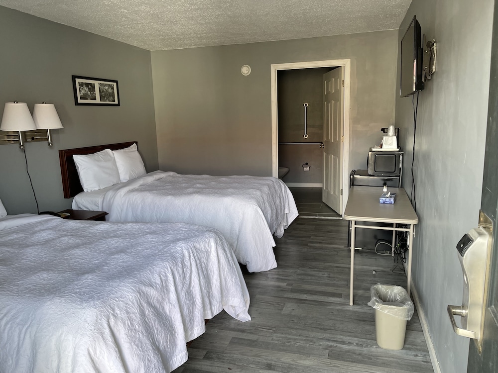 Economy Double Room, Non Smoking photo 2