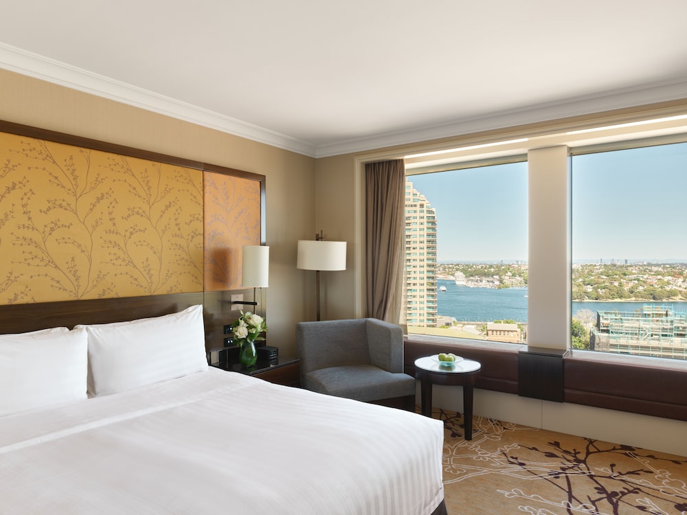 Harbour Deluxe King Room with One King Bed (Non Smoking)