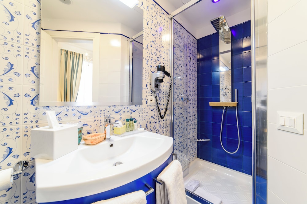 Standard Room (Ground Floor) photo 3