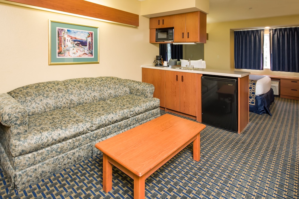 Room, Accessible - Photo 4