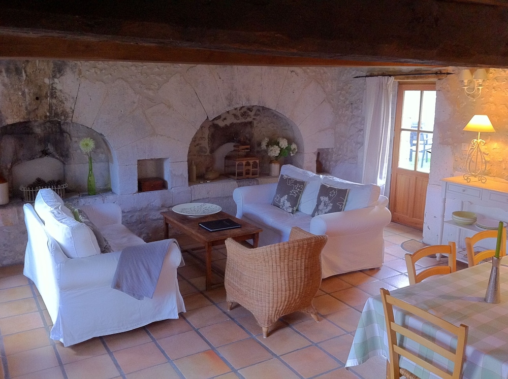 Traditional House photo 3