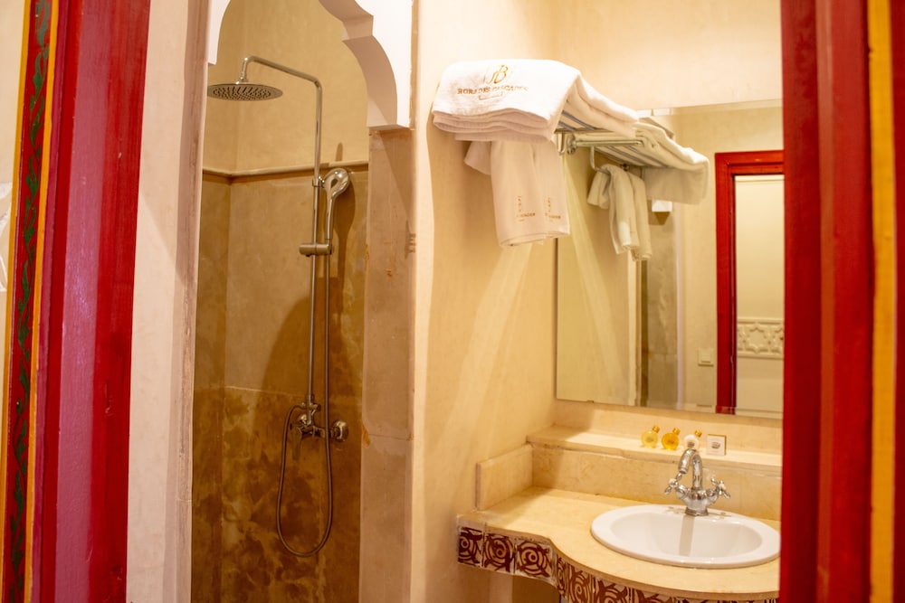 Deluxe Double or Twin Room - Photo 5