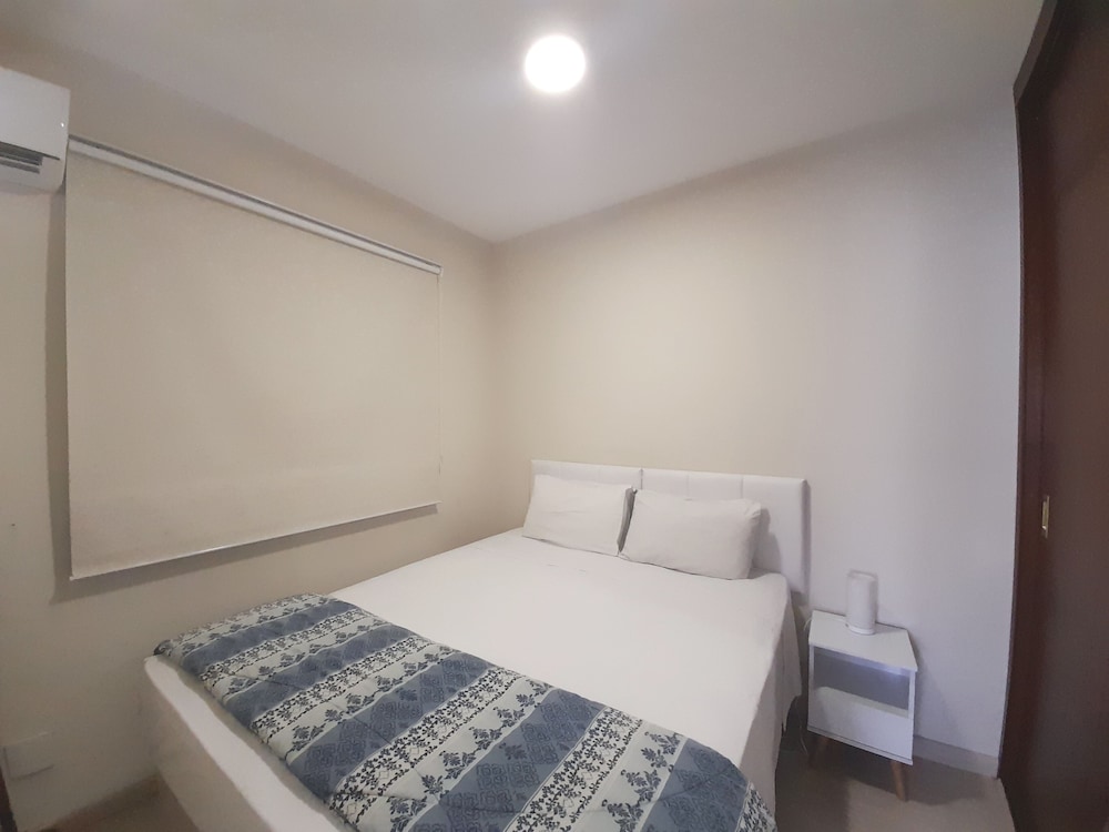 Elite Apartment, 1 Queen Bed