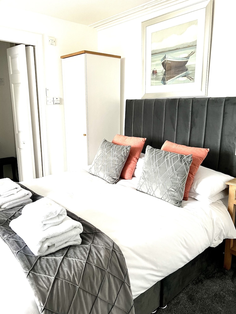 Economy Double Room photo 1