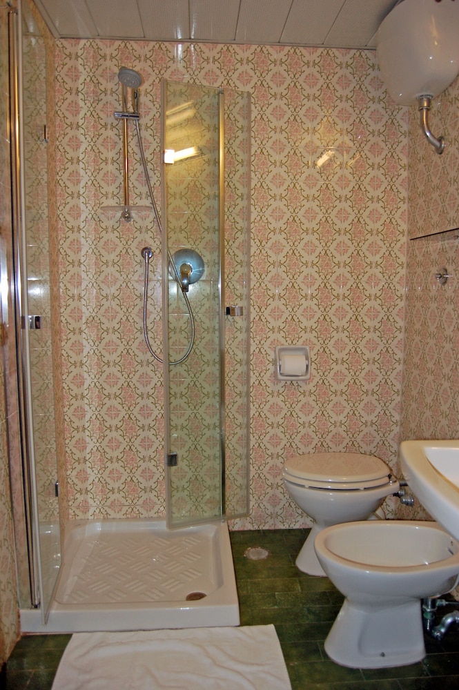 Superior Double or Twin Room, Terrace, Sea View - Photo 25
