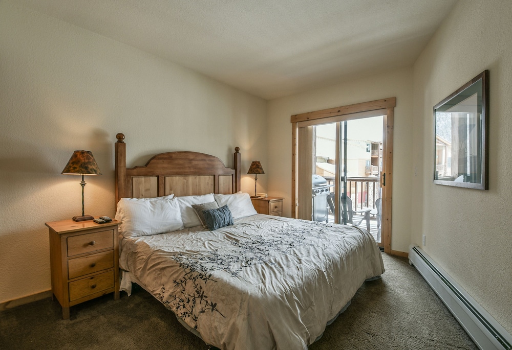 Signature Condo, 1 Bedroom, Balcony, Mountain View (Tenderfoot Lodge 2620)