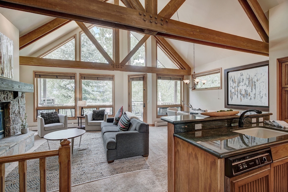 Townhome, 4 Bedrooms