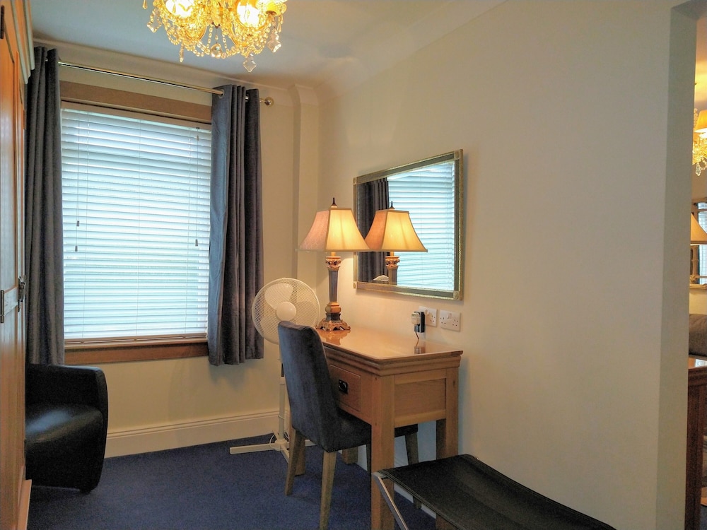 Gloucester Suite photo 2