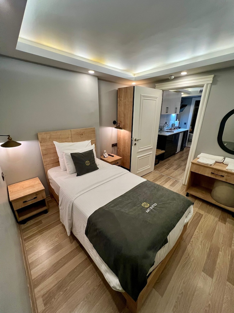 Economy Twin Room, 2 Bedrooms photo 3