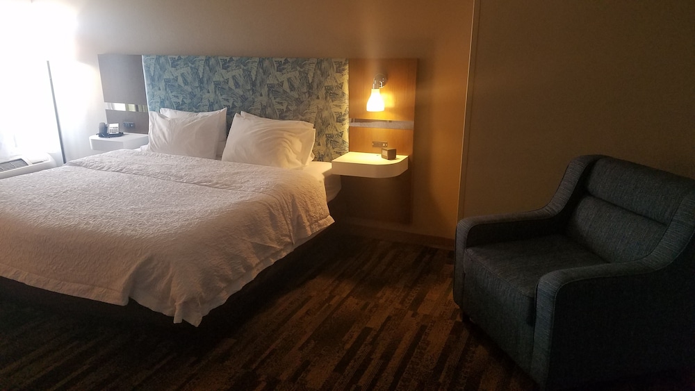 Suite, Accessible, Non Smoking - Photo 3