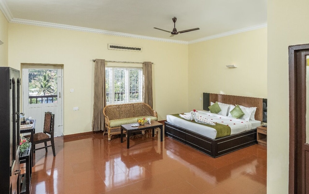 Classic Double Room