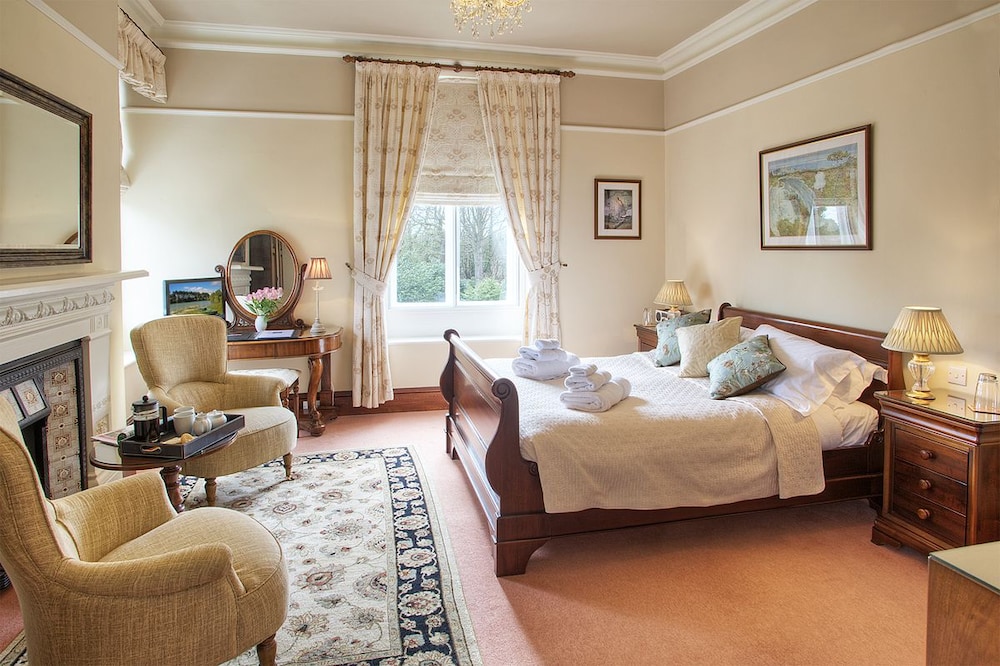 Deluxe Double Room, 1 King Bed photo 1