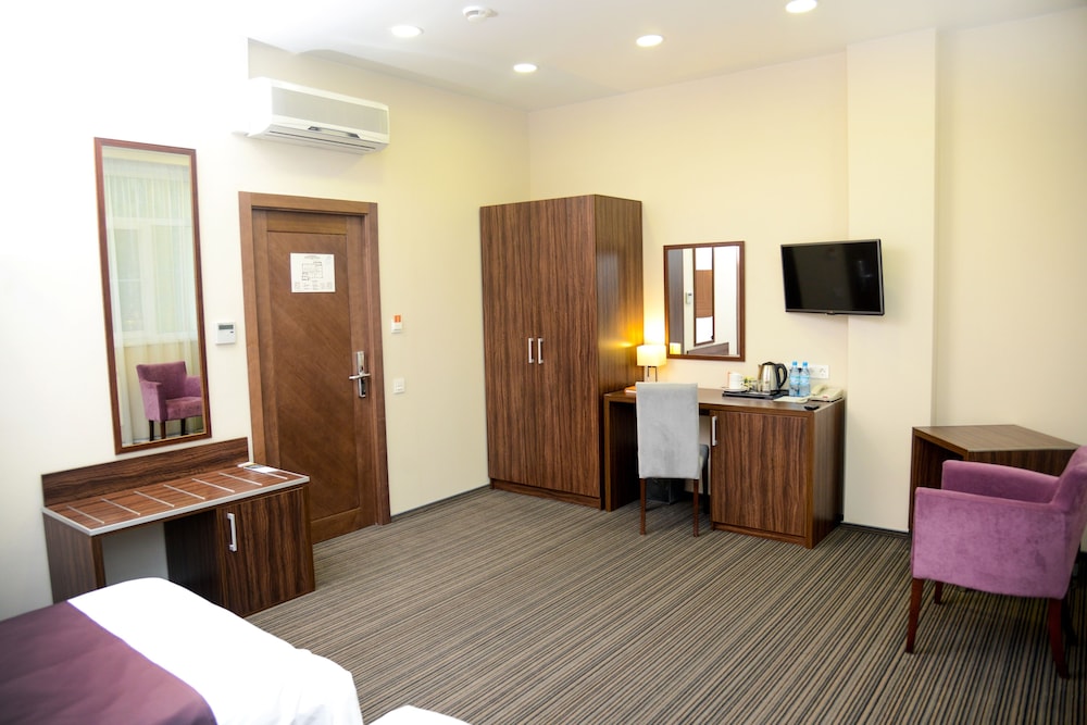 Superior Twin Room photo 3
